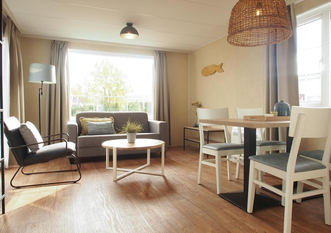 Chaletpark Krabbenkreek Zeeland - Chalet 150 Sint-Annaland Exterior foto